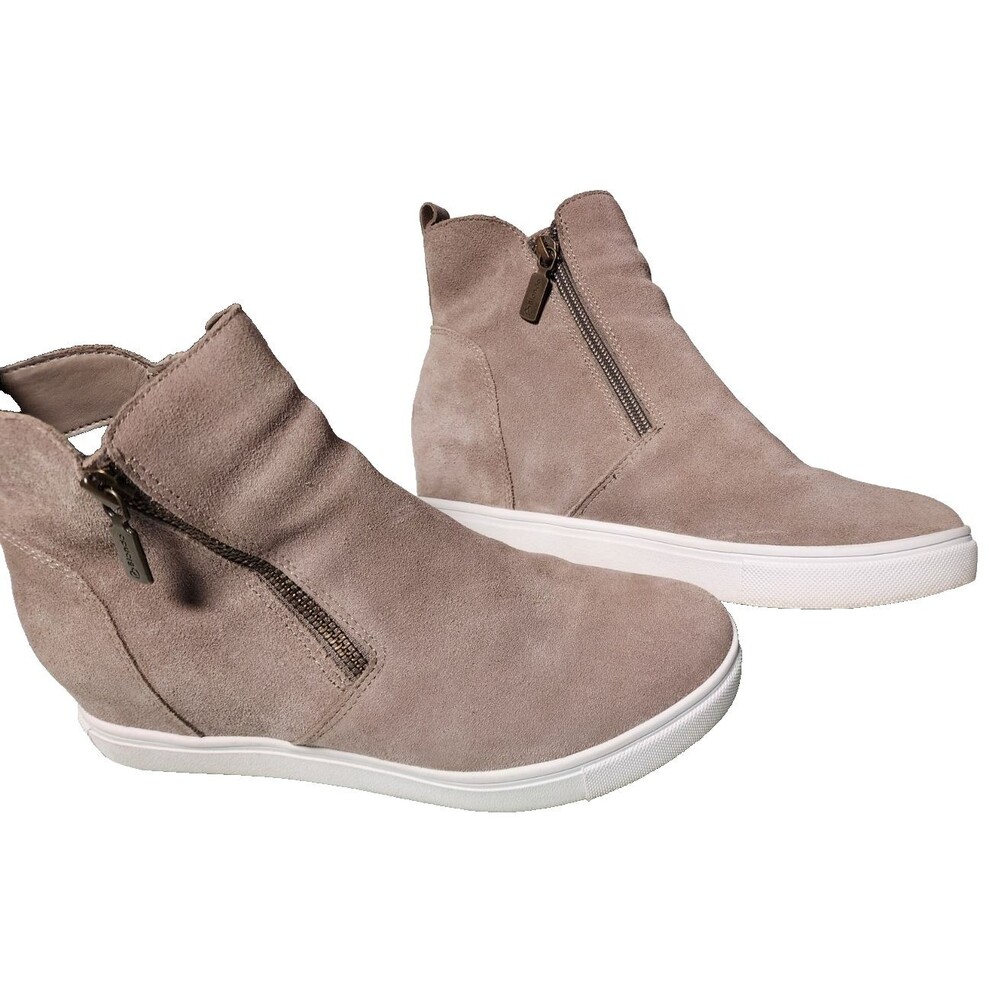 Blondo Waterproof Booties Size 7 Giselle Side Zip Suede Leather